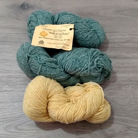 Wool Yarn - Picture 1 of 4